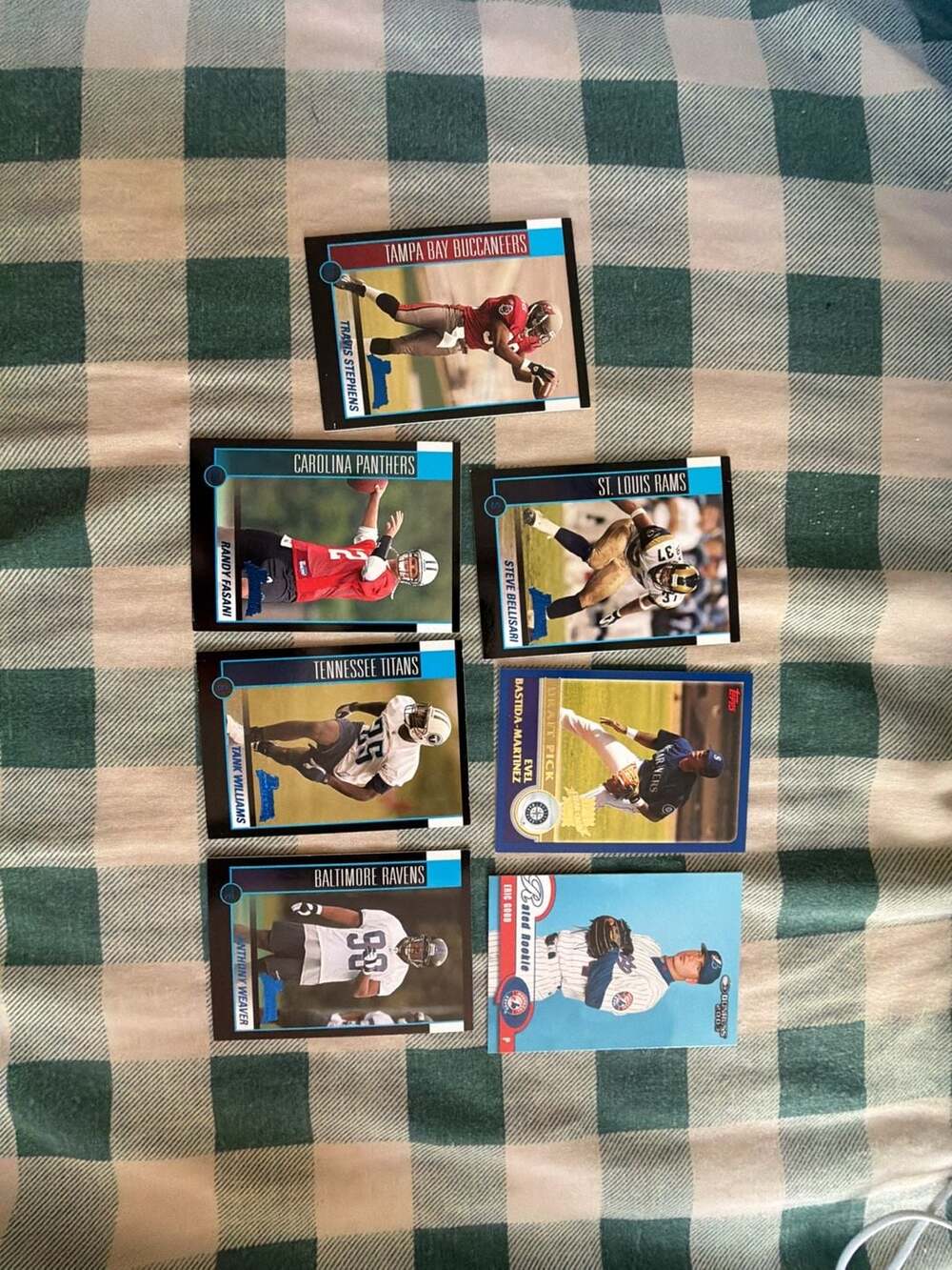 Lot of 7 Assorted 2002-2005 Football and Baseball Trading Cards including Bowman